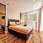 アパート Luxury House Noble- Location In Town *