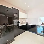 Luxury House Noble- Location In Town スプリト