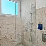 Luxury House Noble- Location In Town アパート *